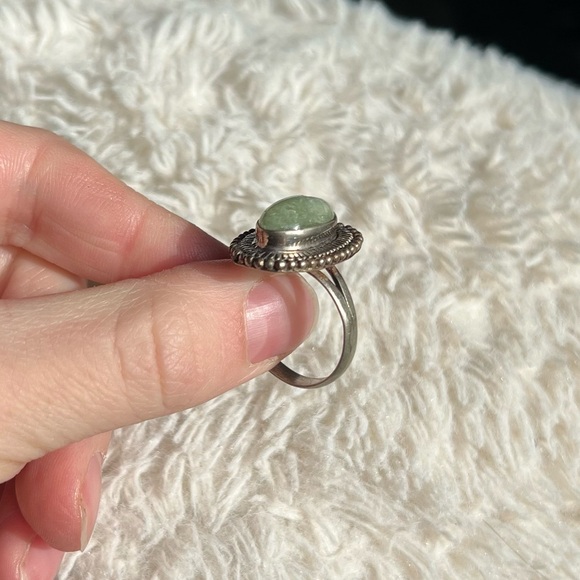 Vintage Silver Ring - Picture 11 of 16